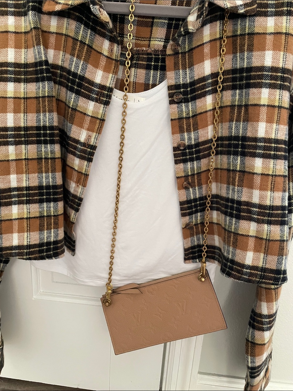 LOUIS VUITTON BLUSH NEW MICRO WALLET ON CHAIN